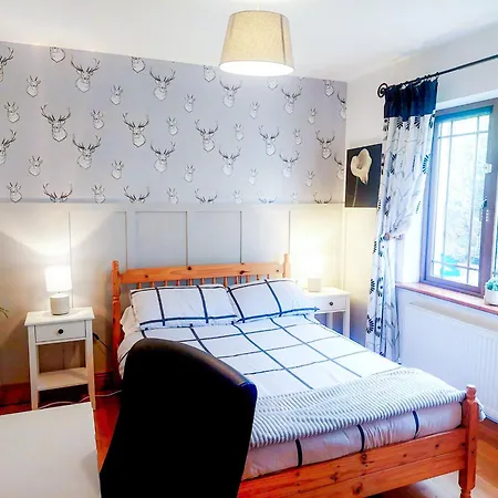 Knockmanagh By Trident Homes 度假居 *